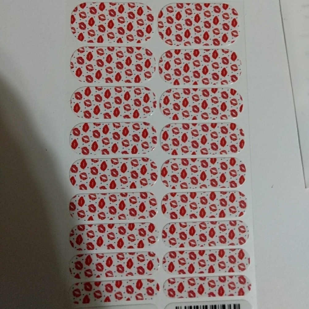 Jamberry With A Kiss nail wraps (B3=free shipping)